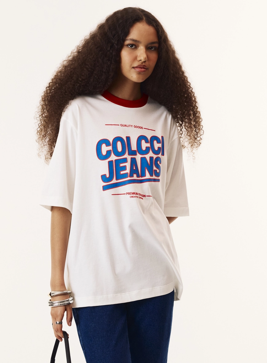 Camiseta Oversized Alongada Estampada Feminina