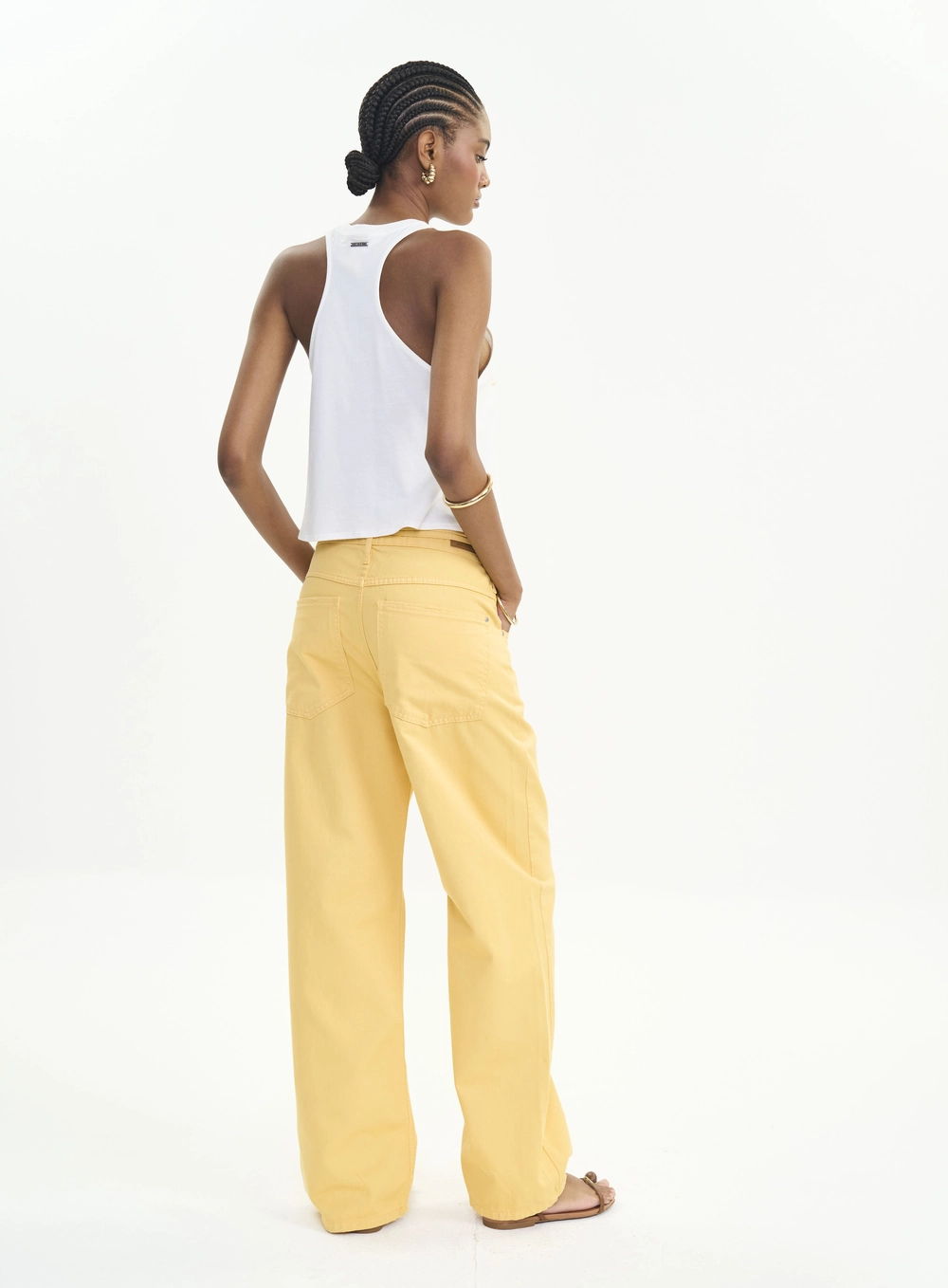 Calça Sarja Baggy Cintura Baixa Cinto - Bruna Low Amarelo