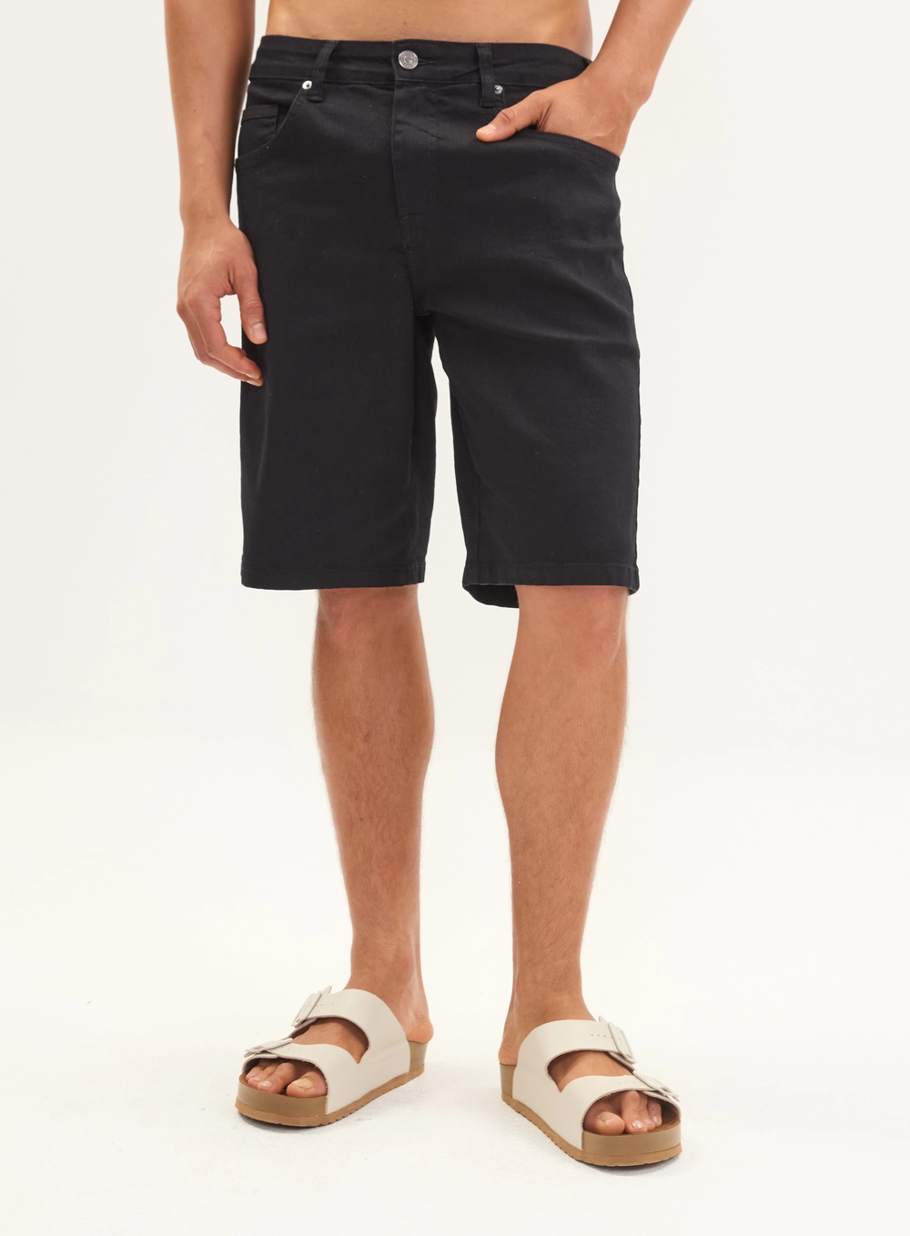 Bermuda Jeans Masculina Black Denim - Noah Indigo Preto