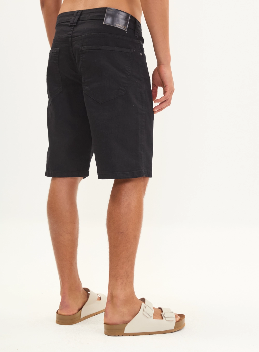 Bermuda Jeans Masculina Black Denim - Noah Indigo Preto