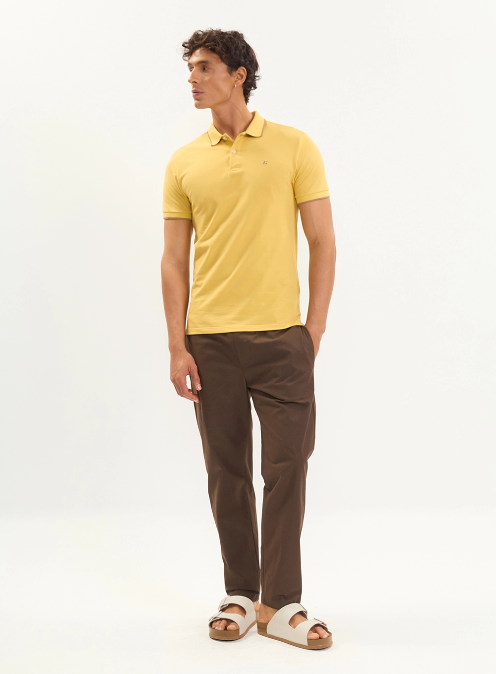 Polo Masculina Slim Com Bordado Amarelo