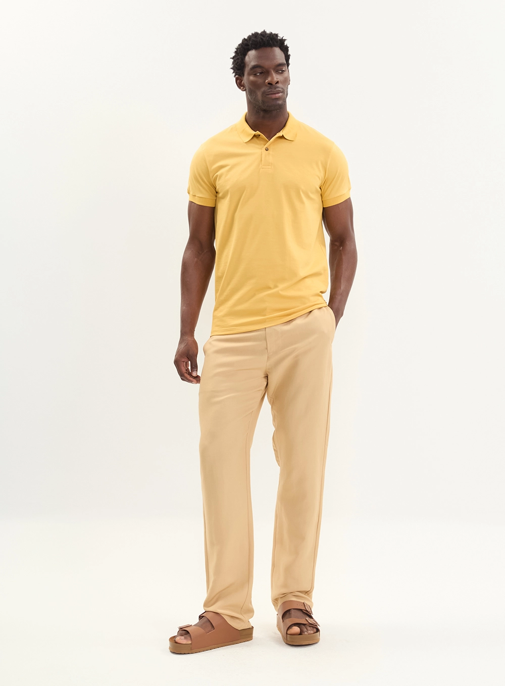 Polo Masculina Pima Com Bordado Amarelo