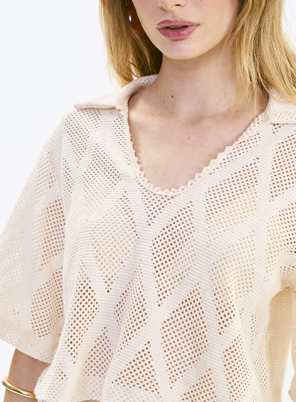 Polo Feminina Boxy Texturizada Bege