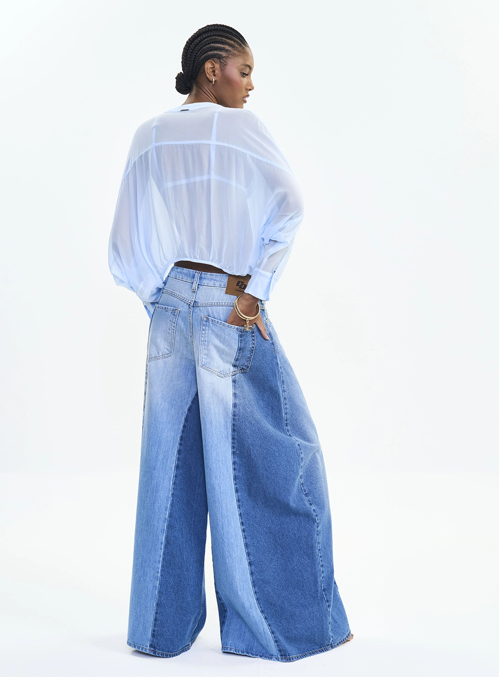 Camisa Feminina Ombros Deslocados Mangas Amplas Azul Tranquile Blue
