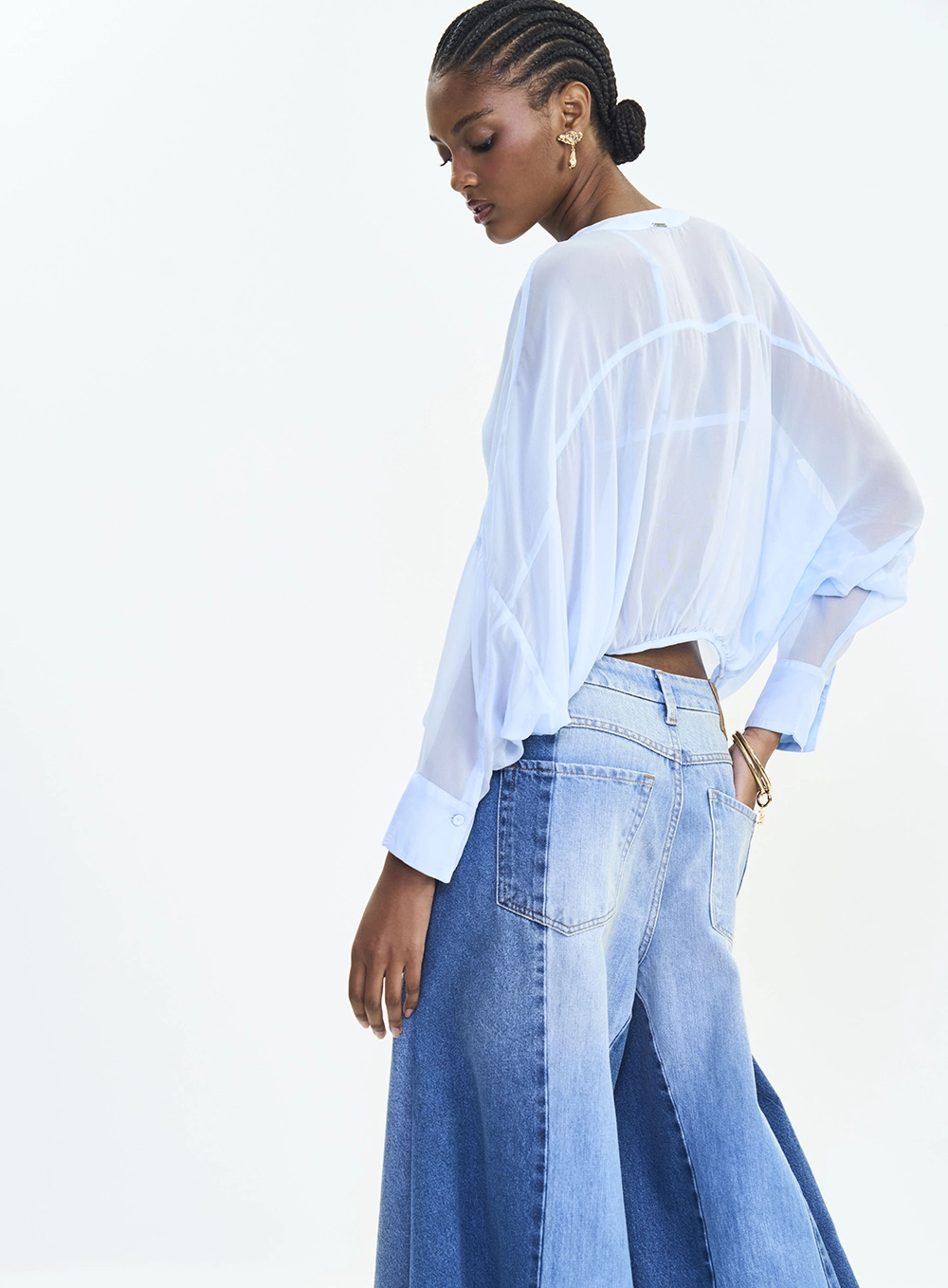 Camisa Feminina Ombros Deslocados Mangas Amplas Azul Tranquile Blue