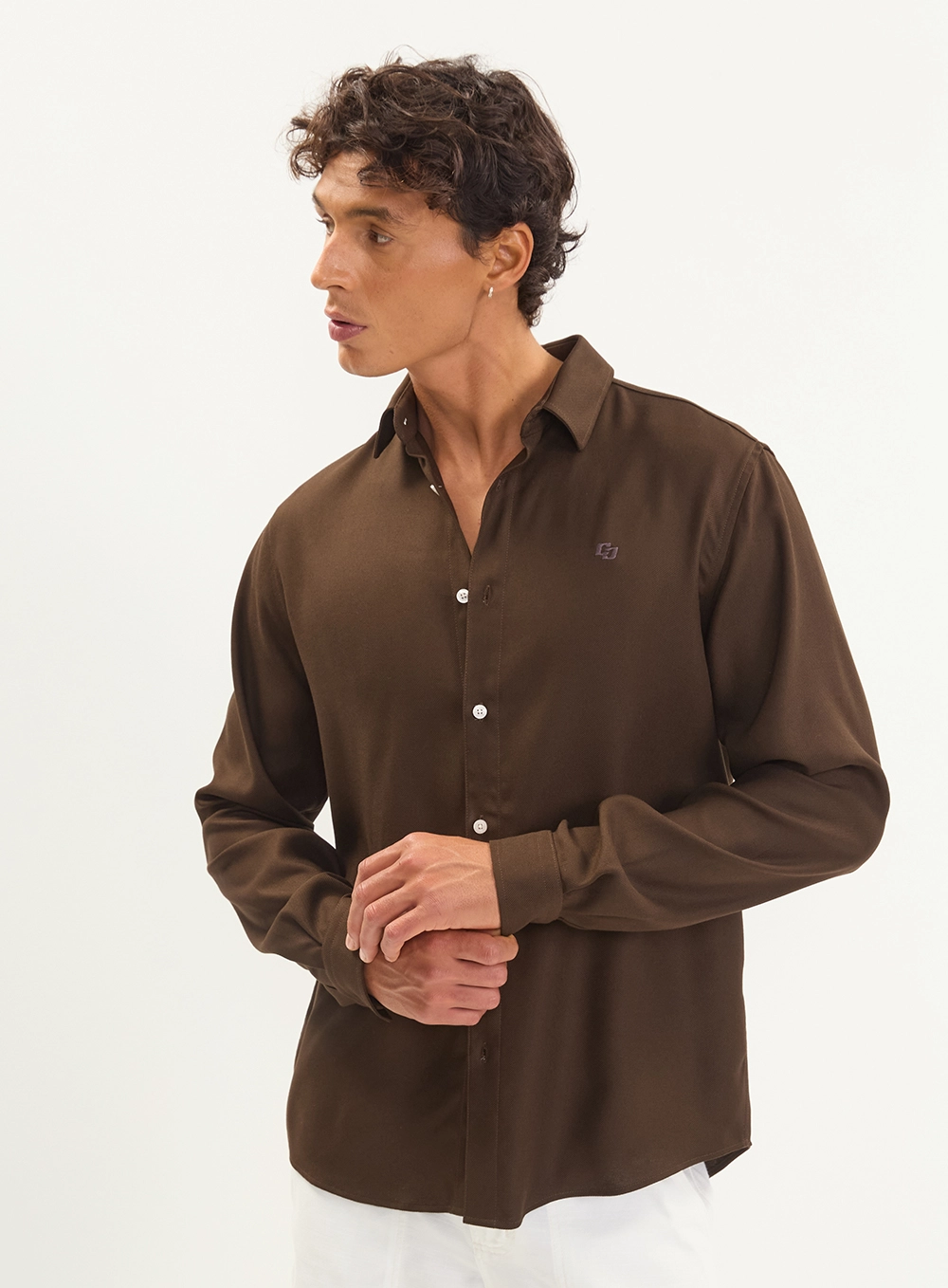 Camisa Relax Manga Longa Com Bordado Masculina Marrom Coconut