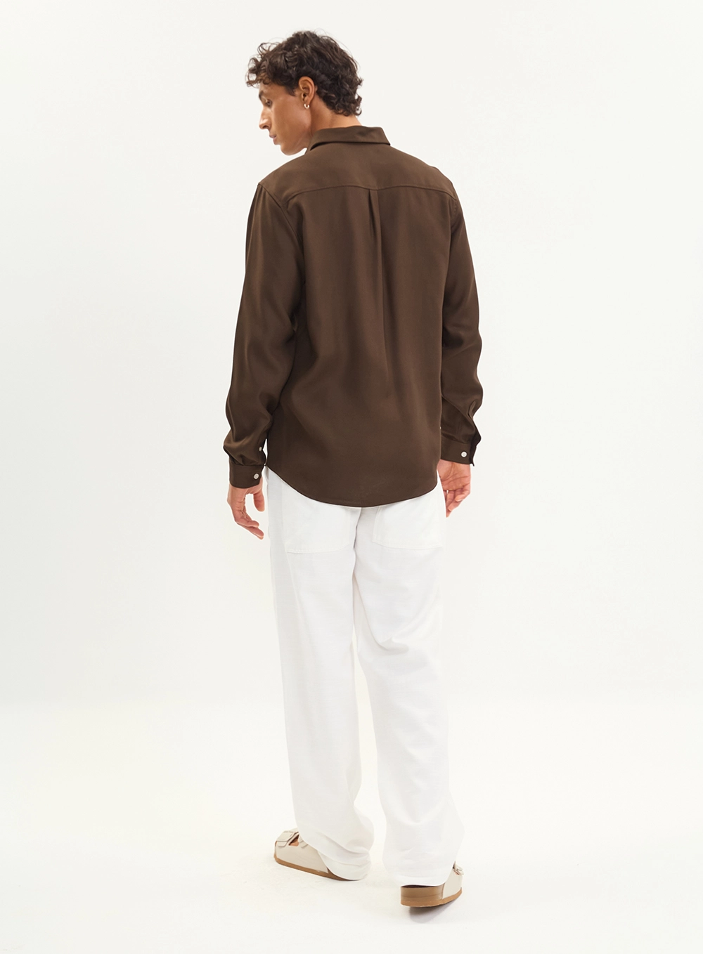 Camisa Relax Manga Longa Com Bordado Masculina Marrom Coconut