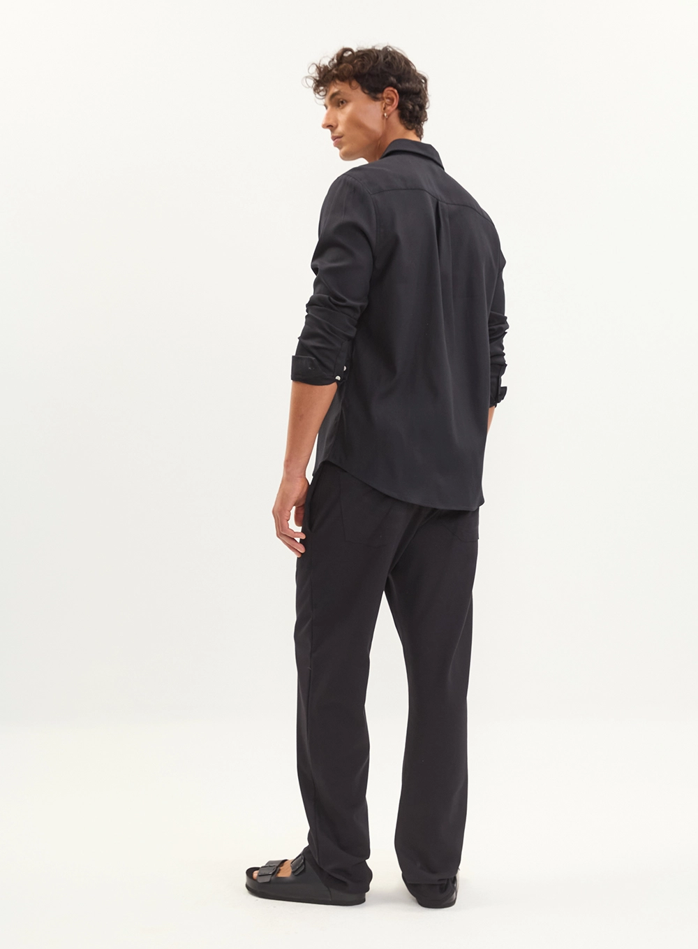 Camisa Relax Manga Longa Dami Preto