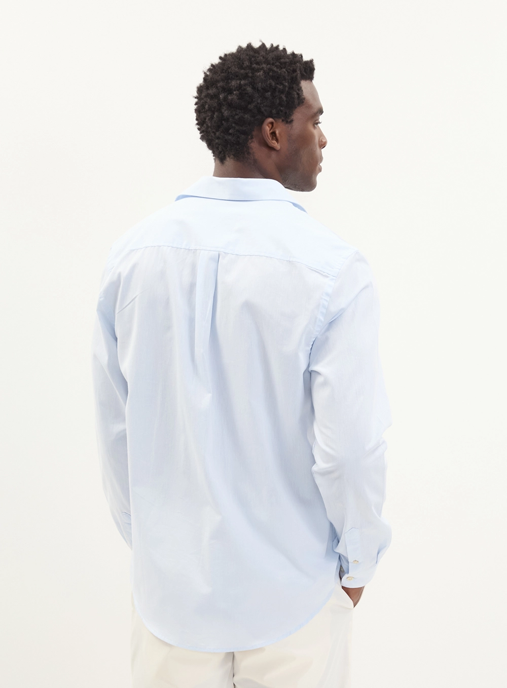 Camisa Masculina Relax Manga Longa Com Bordado Azul