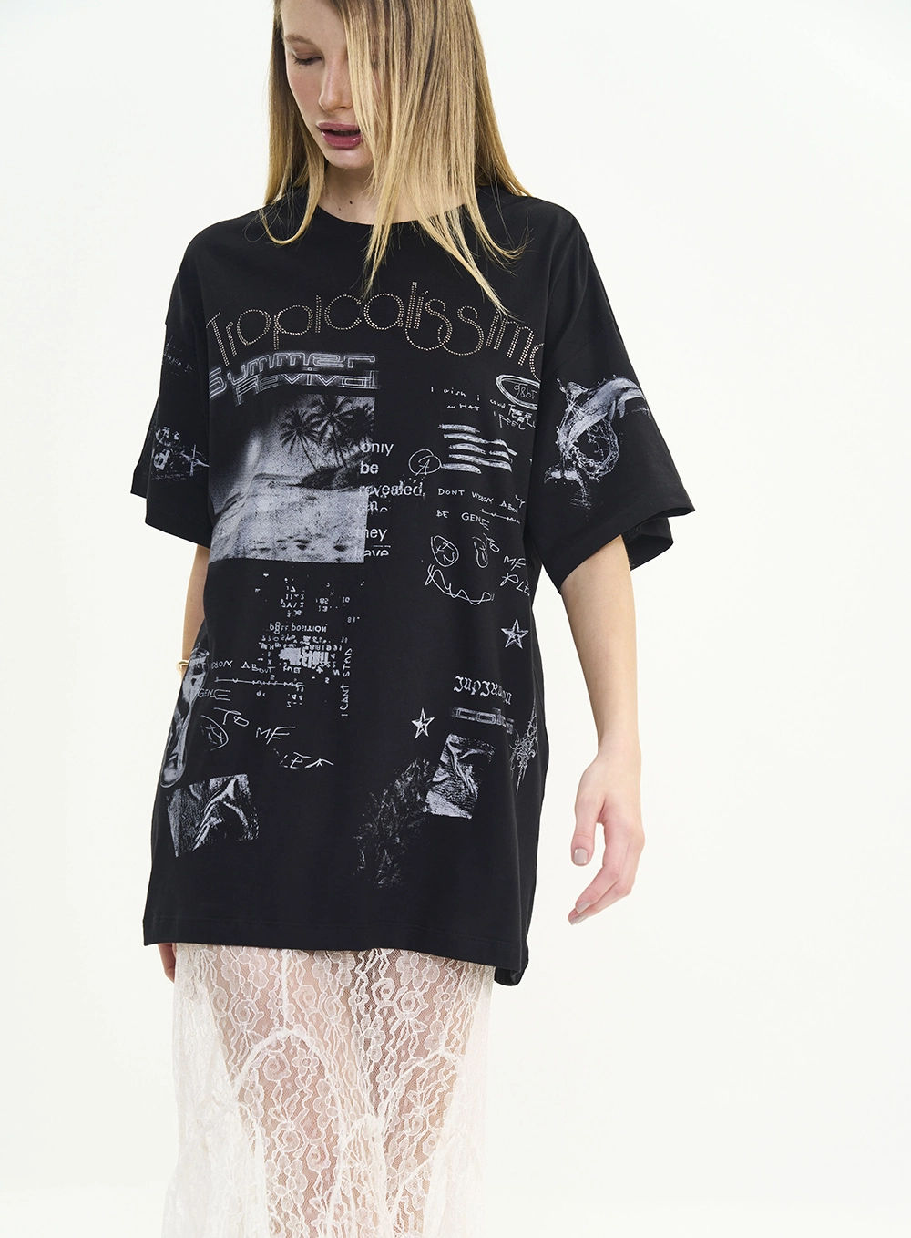 Camiseta Oversized Ampla Estampada Preto
