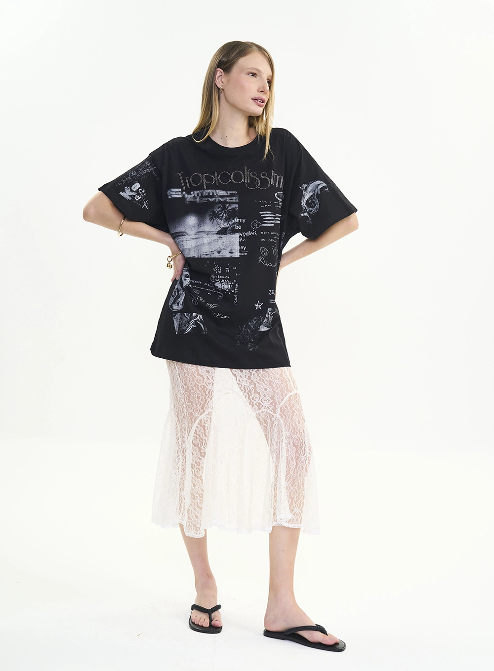 Camiseta Oversized Ampla Estampada Preto