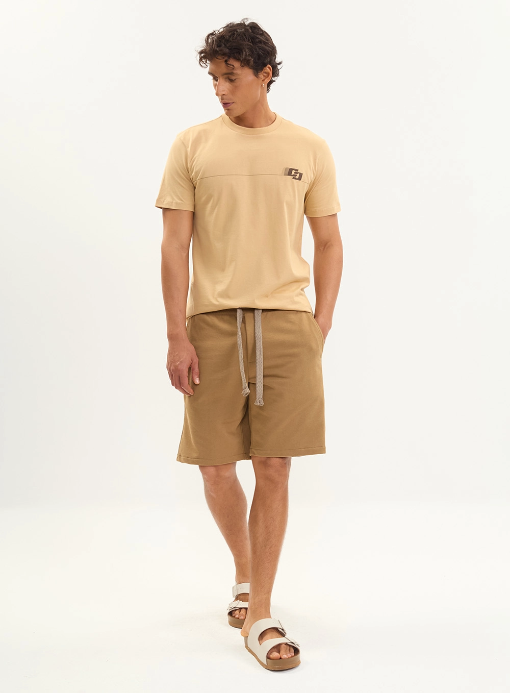 Camiseta Básica New Slim Manga Curta Masculina Bege
