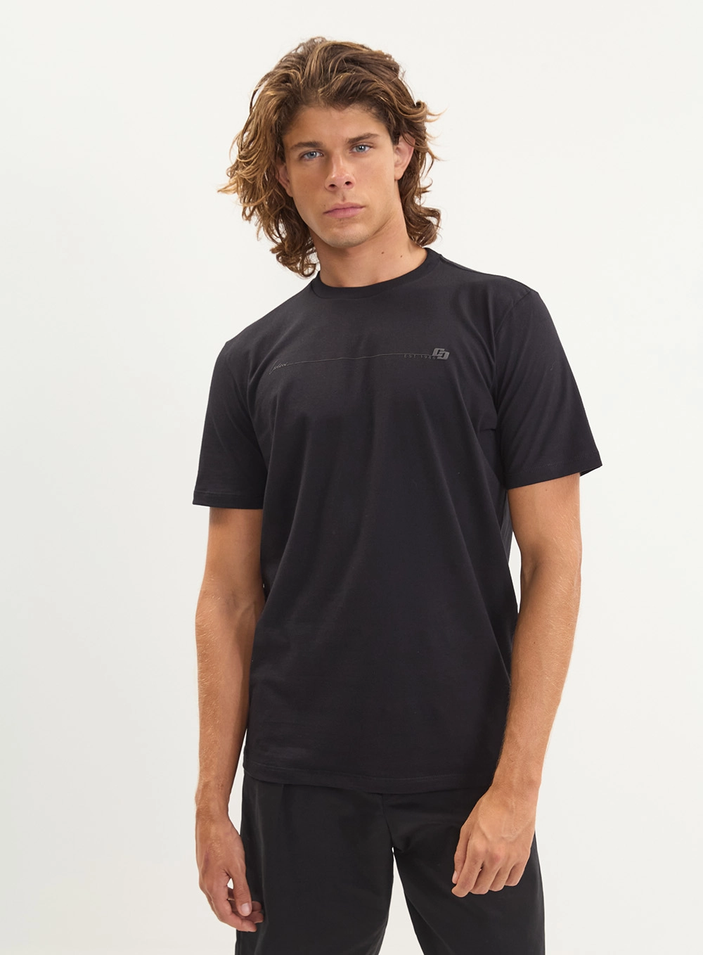 Camiseta Masculina New Slim Com Logo Preto