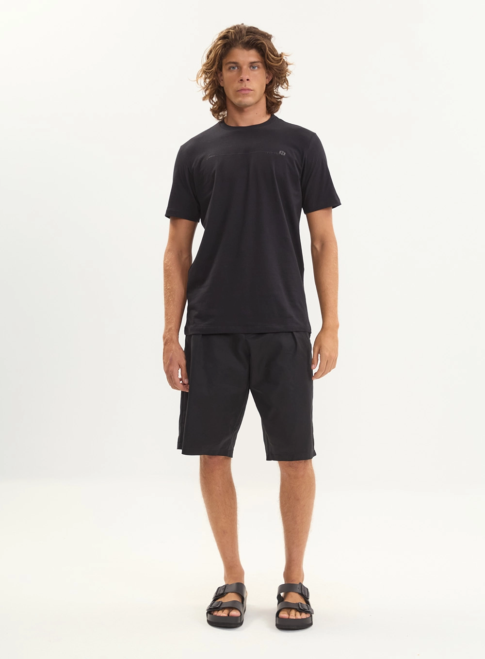 Camiseta Masculina New Slim Com Logo Preto