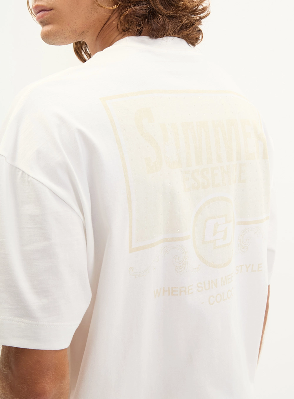 Camiseta Masculina New Box Detalhes Costas Off Shell