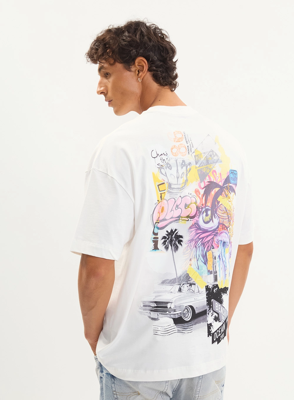 Camiseta Masculina New Box Ampla Estampa Costas Off Shell
