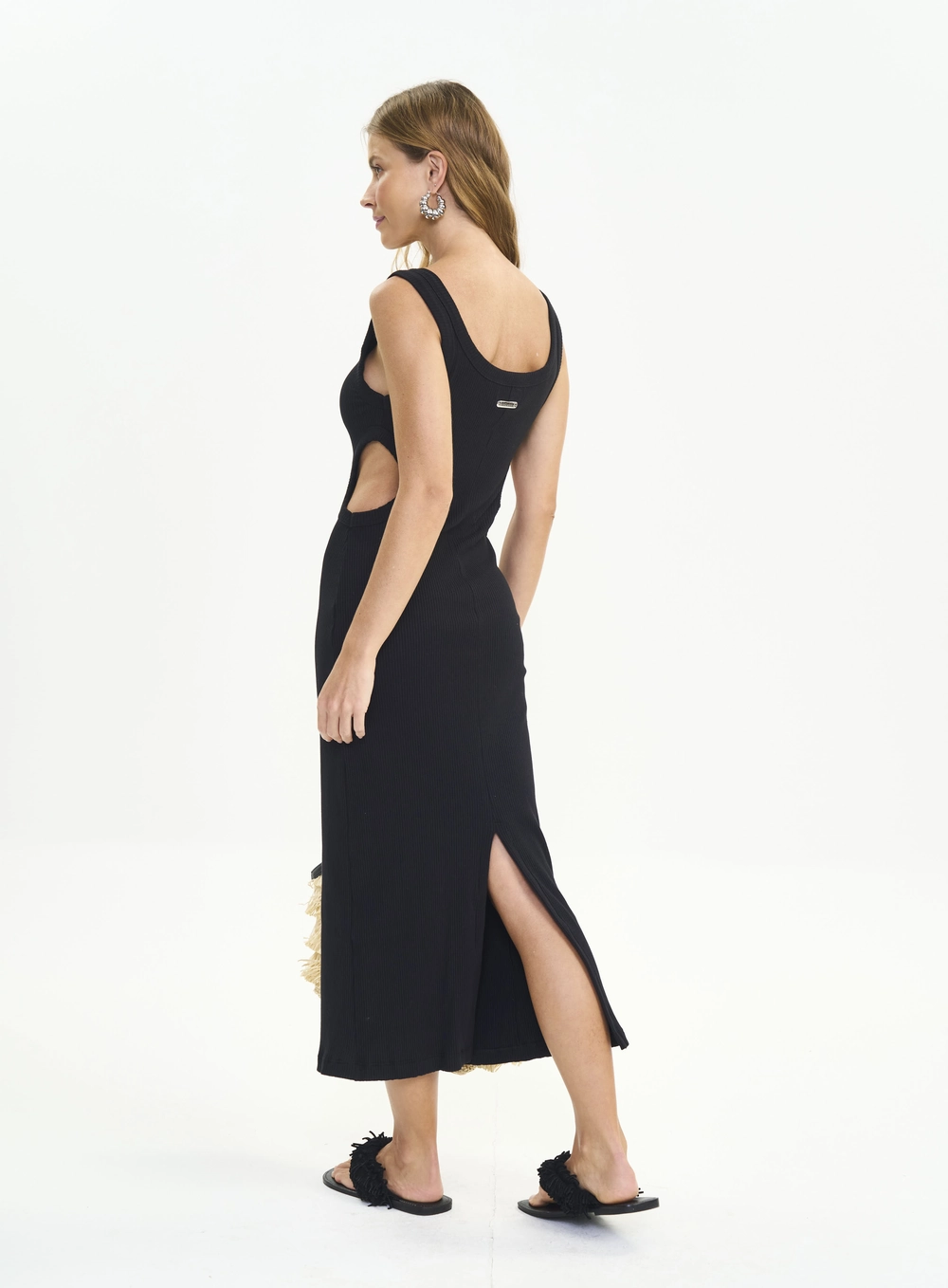 Vestido Midi Slim Canelado Comfort Com Detalhes Preto