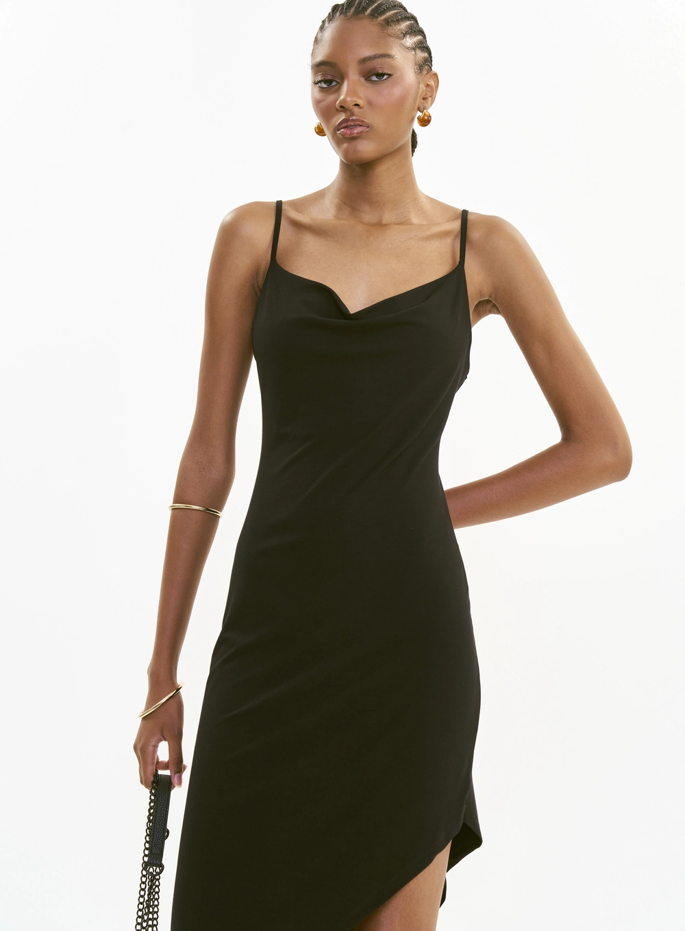 Vestido Midi Slim Degagê Com Barra Assimétrica Preto
