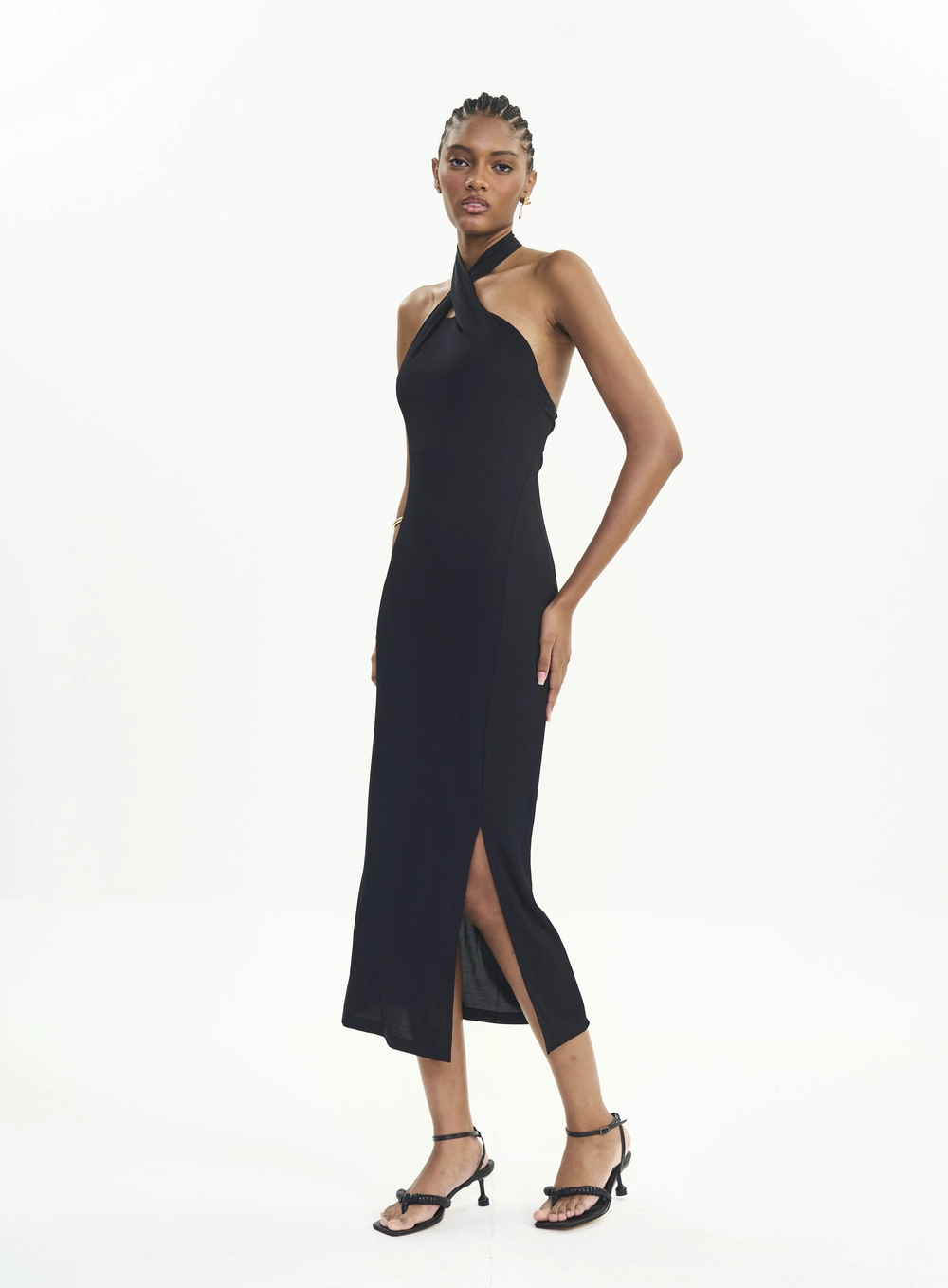 Vestido Midi Slim Frente Única Gola Alta Com Fenda Preto