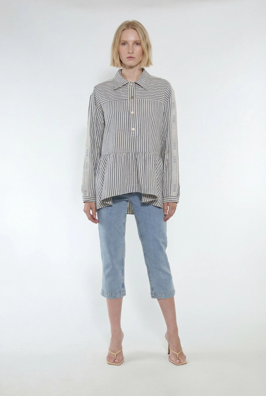 Camisa Feminina Alfaiataria Listrada -  New Fit Estampados 4