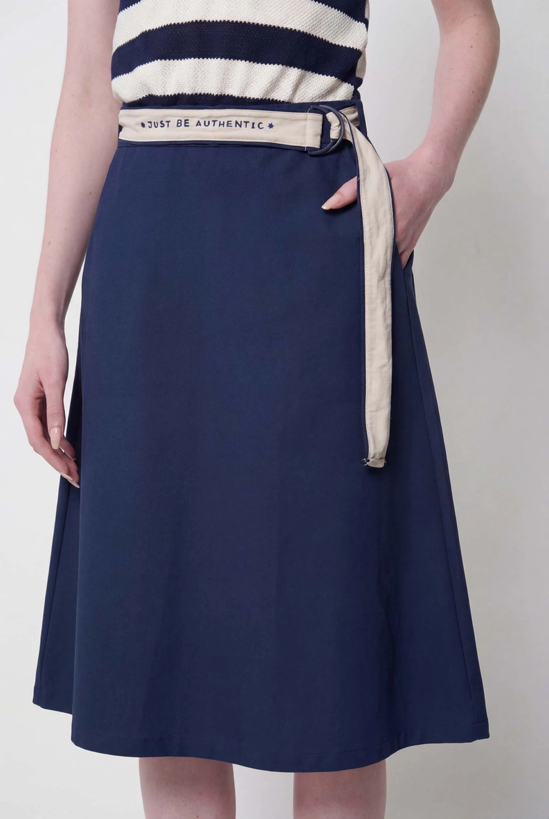 Vestido Midi Comfort Detalhe Listrado Estampados 5