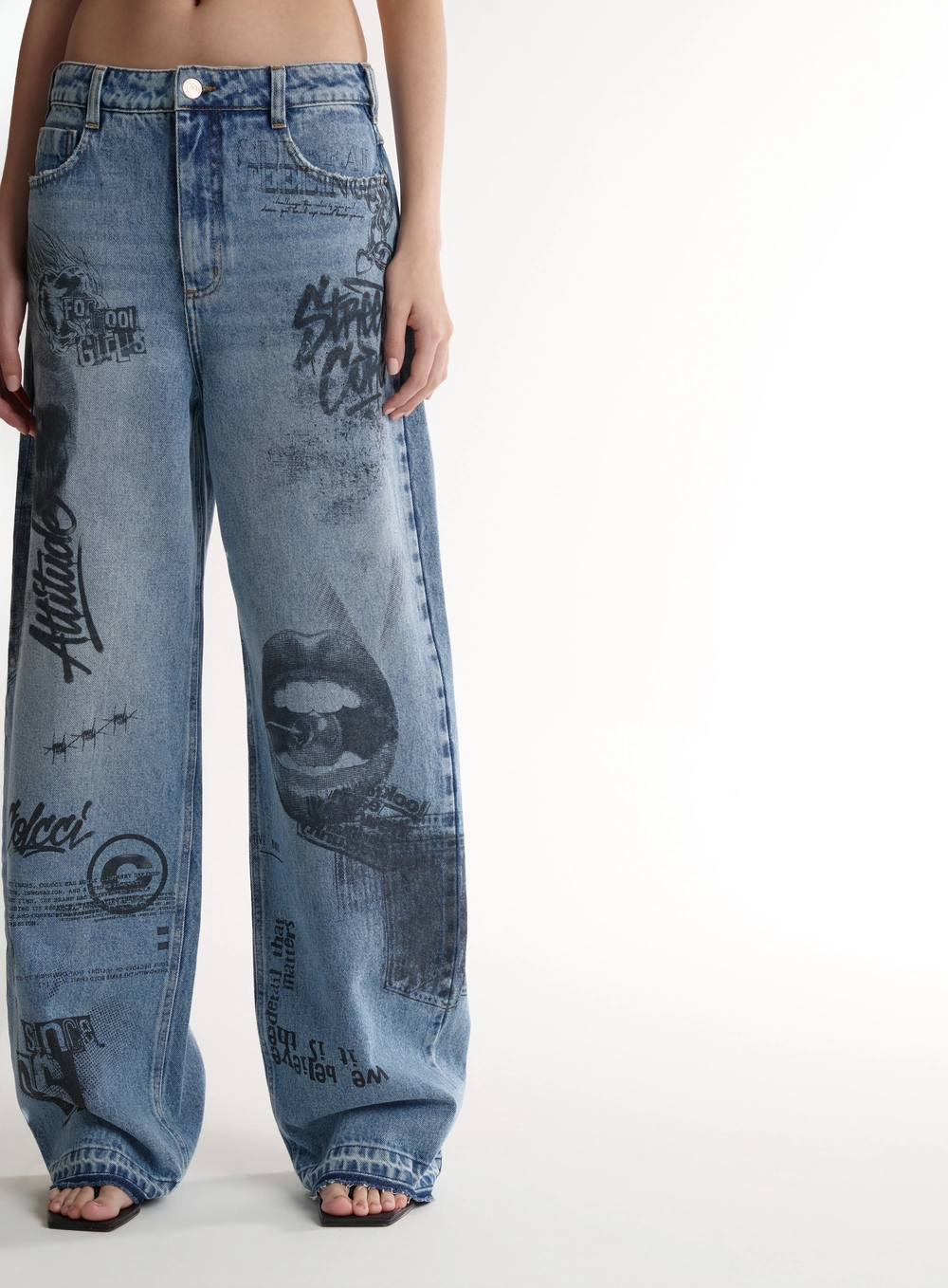 Calça Jeans Wide Leg Com Estampa - Bruna Low Índigo