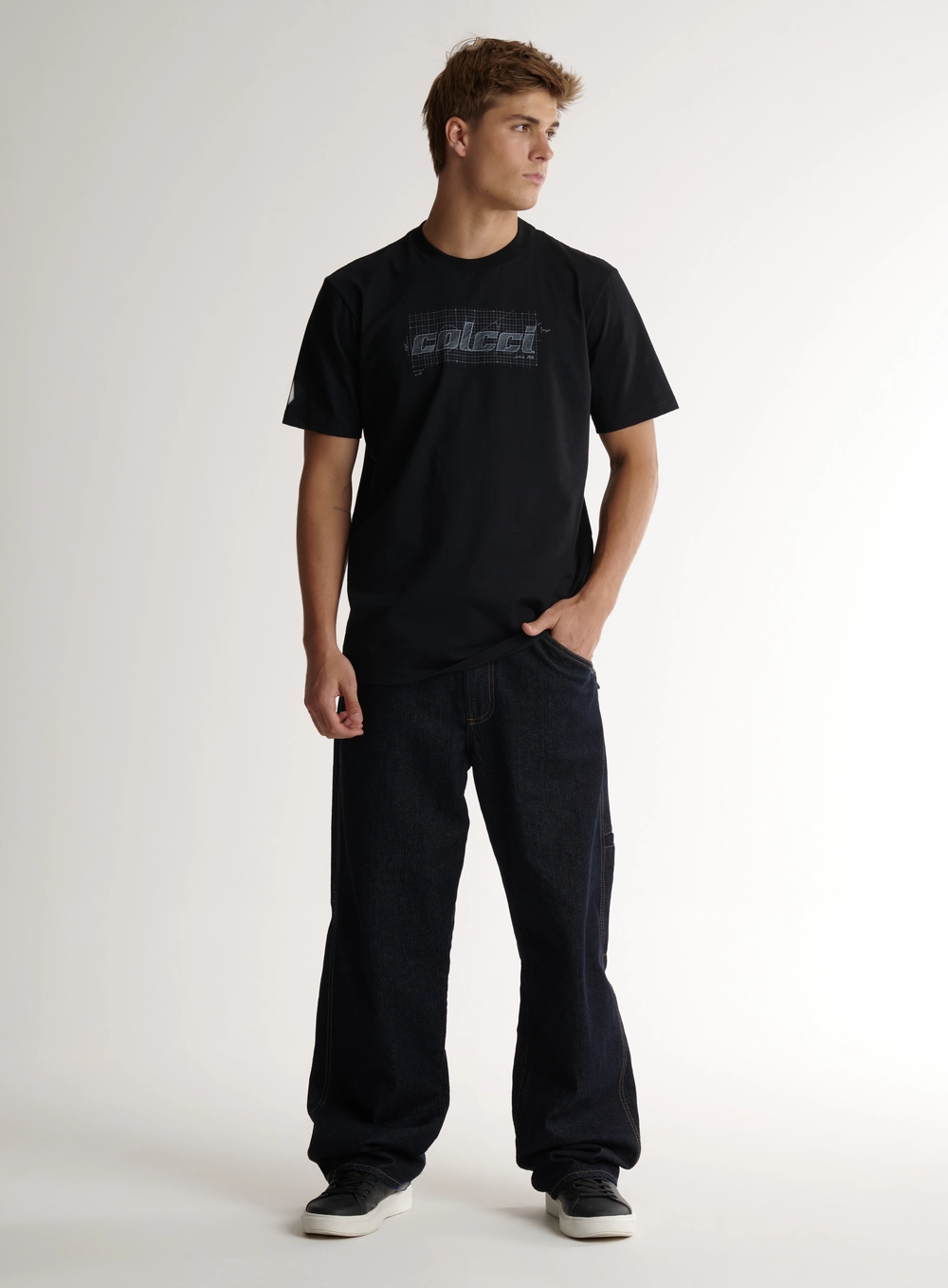 Camiseta Masculina Com Estampa Logo Preto