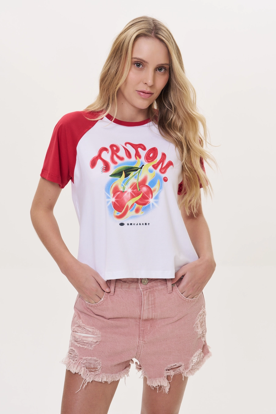 Camiseta Feminina Regular Com Estampa Frontal Estampados 1