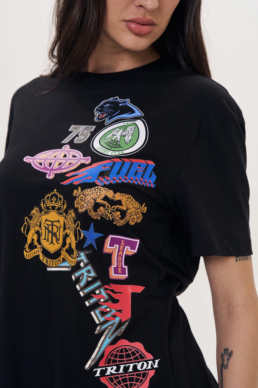 Camiseta Oversized Estampada Com Amarração Preto 4