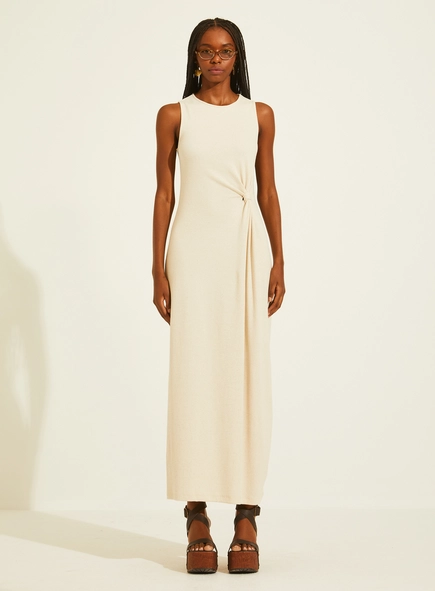 Vestido Midi Canelado Reto Ajustado Com Torção