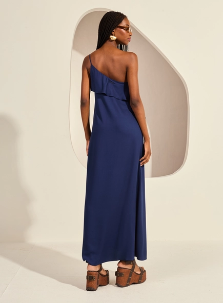 Vestido Midi Amplo Um Ombro Só Detalhe Assimétrico
