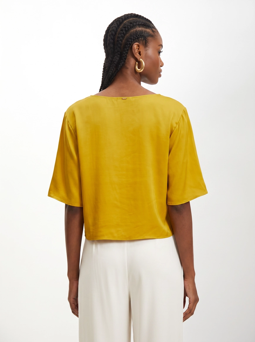 Camiseta Feminina Square Boxy Acetinada Cropped AMARELO 2