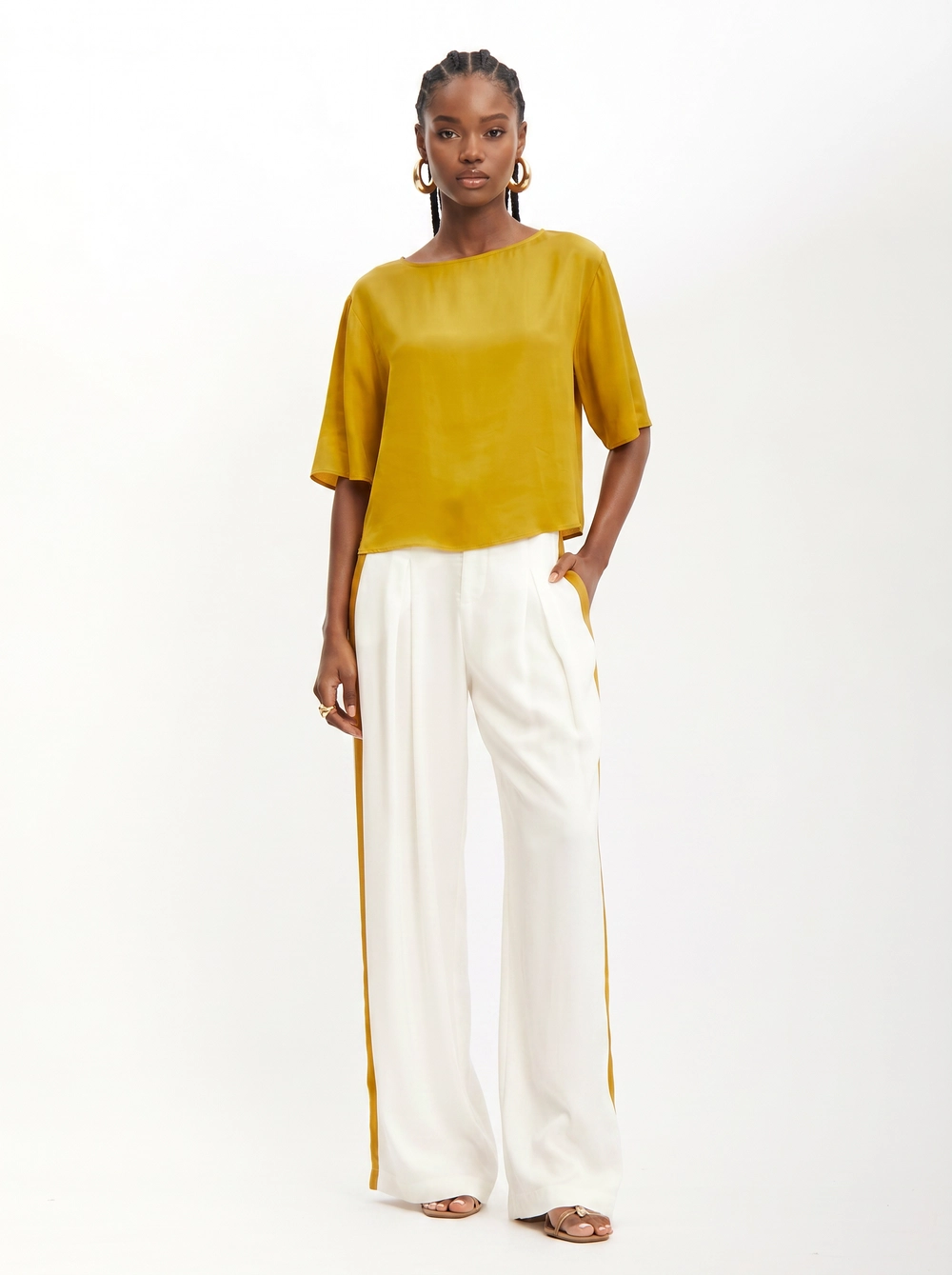 Camiseta Feminina Square Boxy Acetinada Cropped AMARELO 3