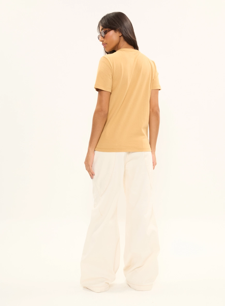 Camiseta Feminina Regular Estampa Authentic Amarelo 4