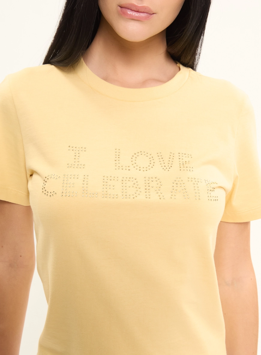 Camiseta Feminina Slim I Love Celebrate Em Strass Amarelo 3