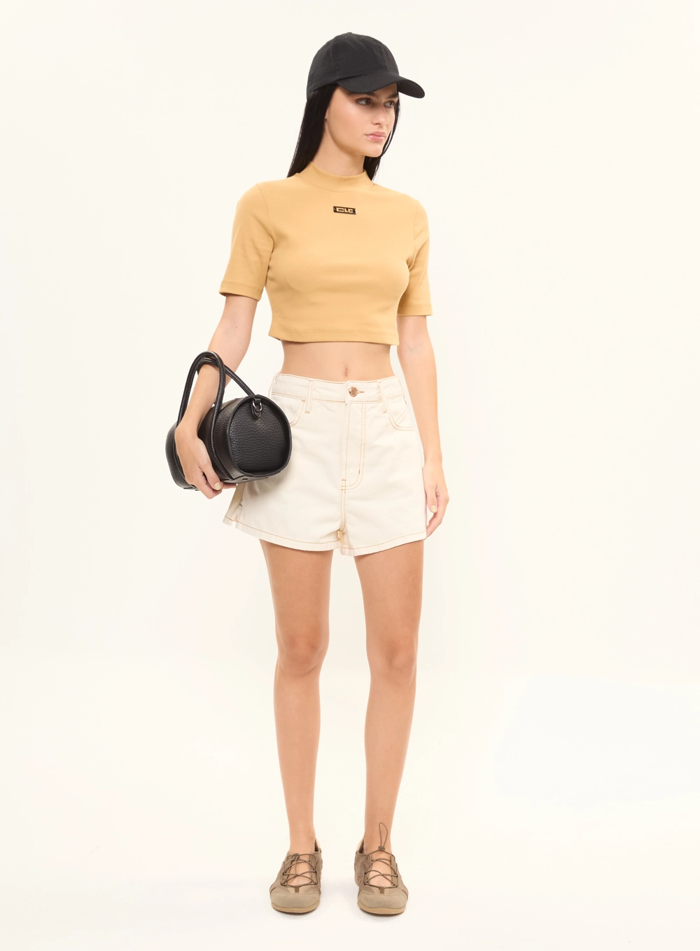 Blusa Slim Canelada Com Gola Alta Amarelo 5